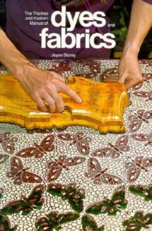 Manual Of Dyes & Fabrics (SKU 1009034347)